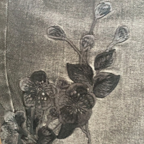 Simply Vera Vera Wang high rise skinny jean floral embroidery power stretch 8 14 - Picture 9 of 16